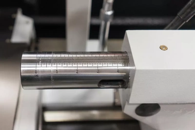 Фото Токарно-винторезный станок STALEX CM6241/1000 в интернет-магазине ToolHaus.ru